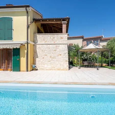 Charming Orange Apartment With Private Pool And Garden Oasis Tar-Vabriga Exterior photo