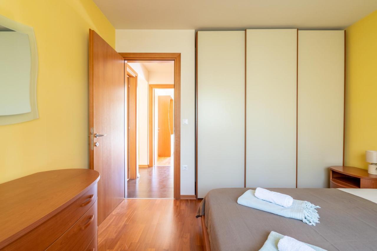 Charming Orange With Private Pool And Garden Oasis * Tar-Vabriga