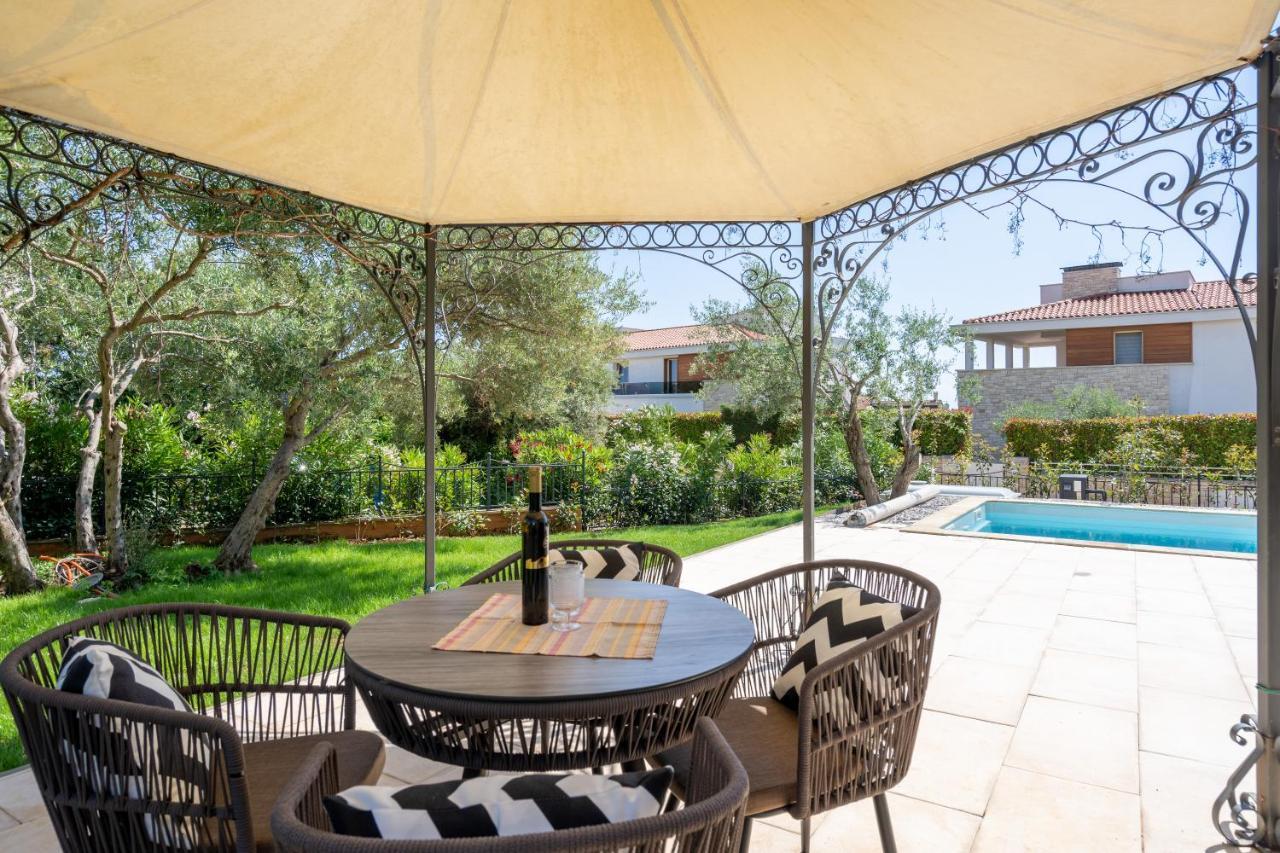 Charming Orange With Private Pool And Garden Oasis * Tar-Vabriga
